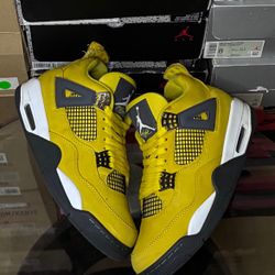 Air Jordan 4 Retro 'Lightning' 2021
