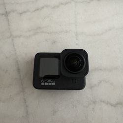 Black GoPro Hero 9/ Accessories Included 