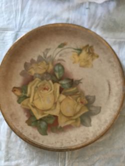 Vintage Semi porcelain yellow roses plate, (READ DESCRIPTION )