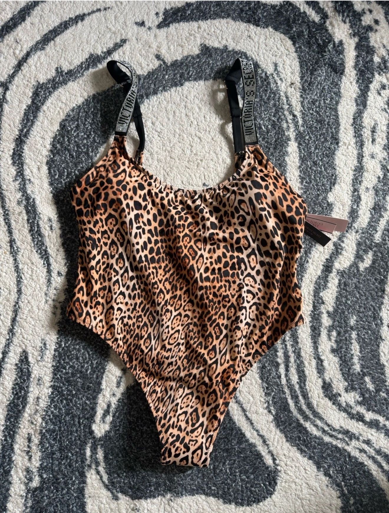 Victoria’s secret swimsuit Size M