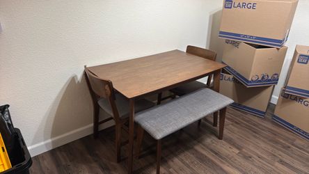 Kitchen table