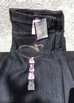 Gloria Vanderbilt stretch jeans