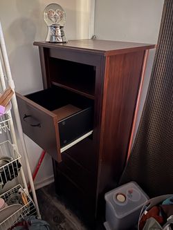 Tall, Brown, dresser drawer! Great Quality