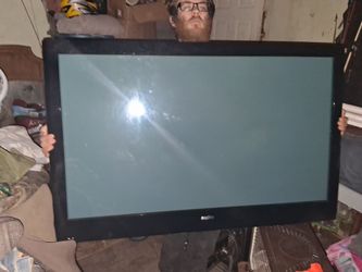 Sanyo 65in TV