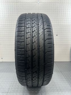 One LikeNew tire Goodyear 245/40/20 rf # 1147