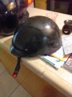 Motorcycle helmet