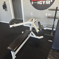 Commercial Plate Loaded Bench Press