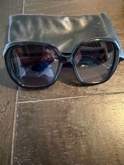 Quay Full Glam Black Oversized Sunglasses