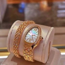 Bulgari Snake Watch 🐍 Shines with 32 Scales of Artistry