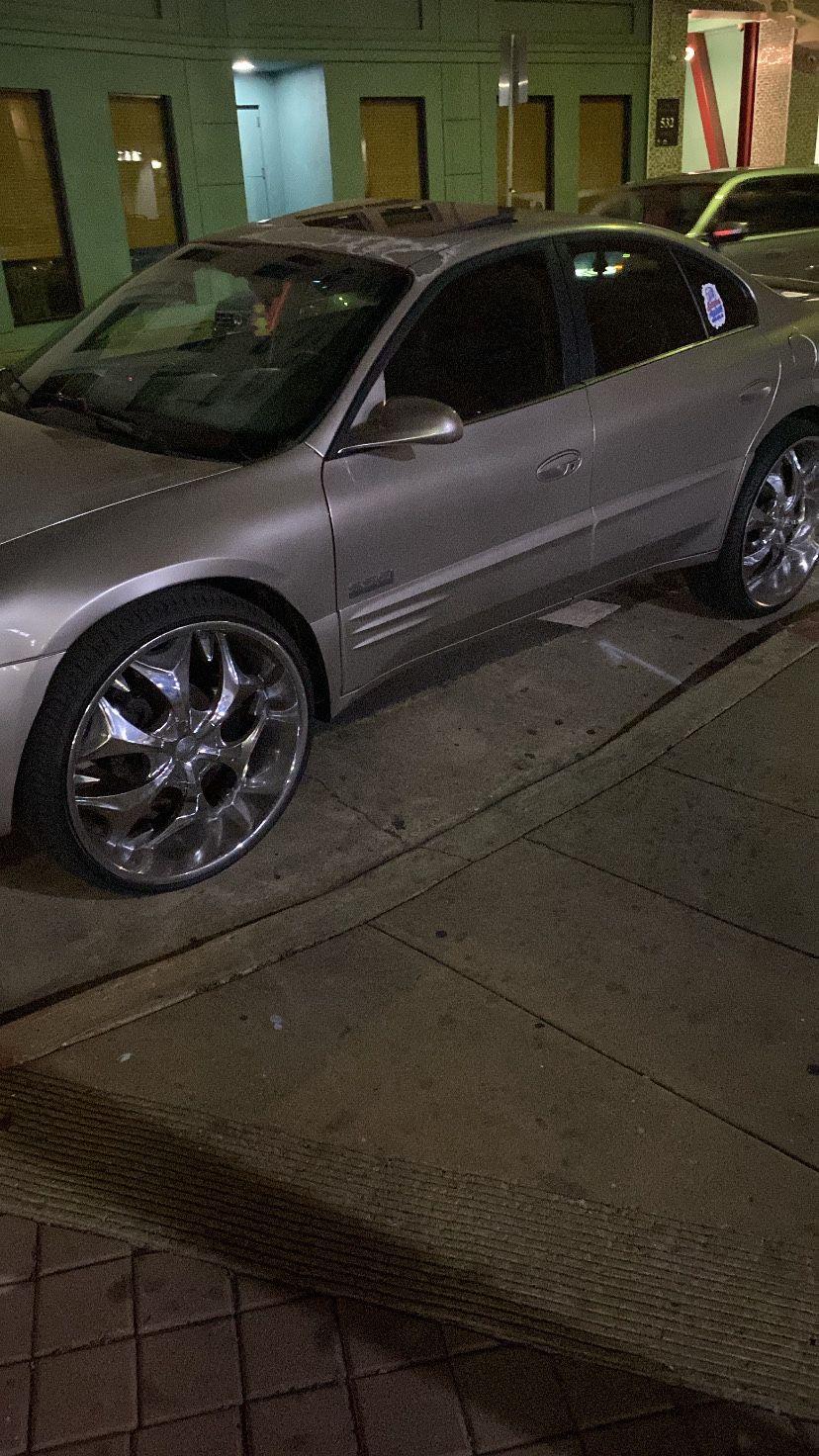 2000 Pontiac Bonneville