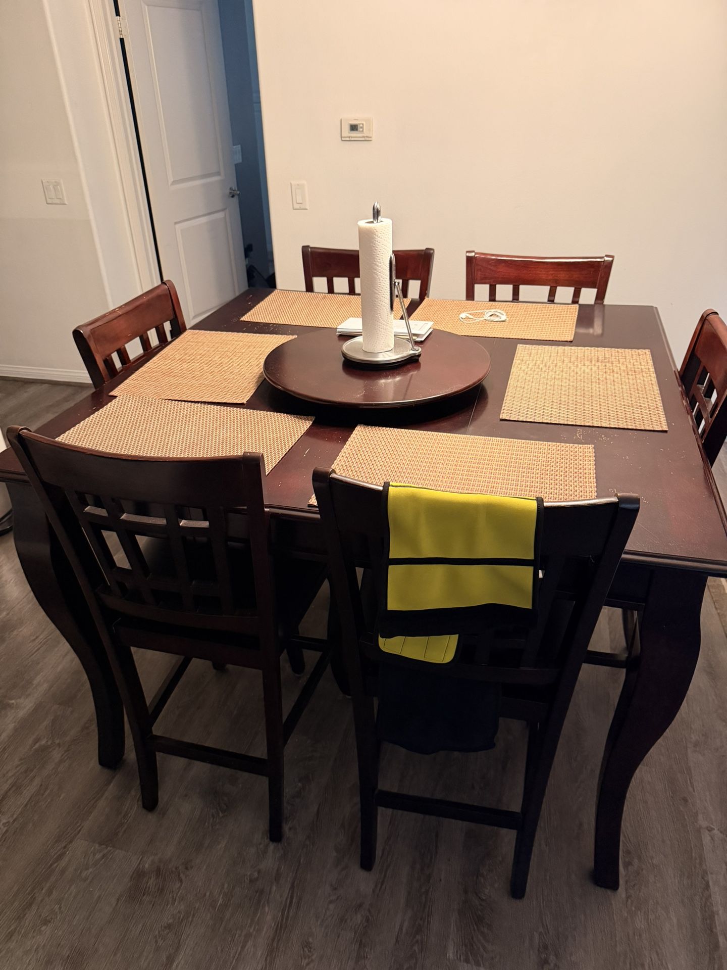Dinning Table