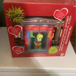 The Grinch 7ft Tall Inflatable