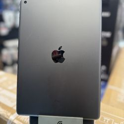 iPad 7th Gen Very Clean Gently Used 