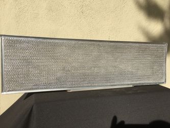 Washable metal filter for PTAC Units. Measures 30-3/8 inch x 8-3/8 inch.