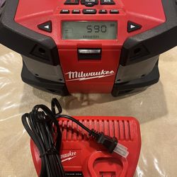 Milwaukee Radio And Battery And Charger 