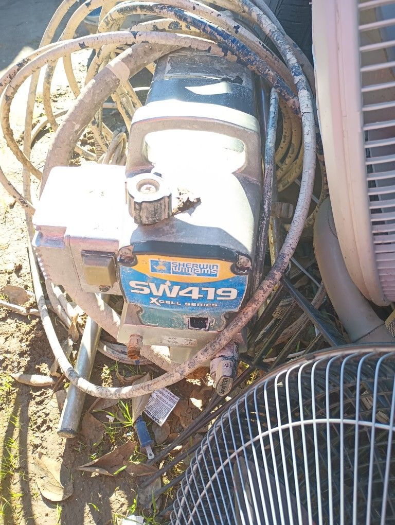Sherwin Williams Paint Sprayer Sw419 X Cell Ceries With 2 Hoses And 2 Guns