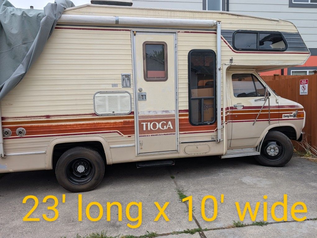 1983 Chevy Tioga RV