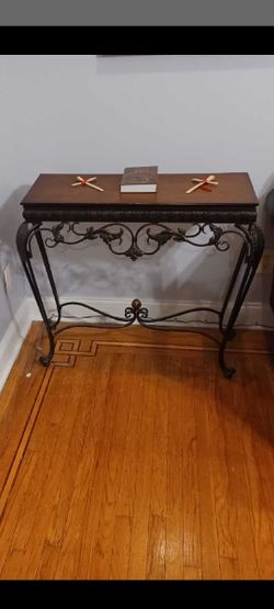 Decorative Table 