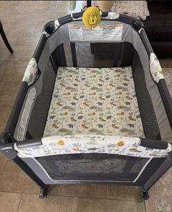 Baby Playpen 70$