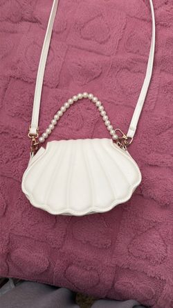 Seashell purse