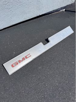 GMC trim