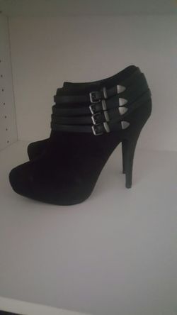 New black boots
