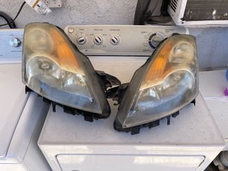 Nissan headlights 2008