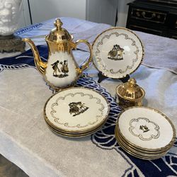 vintage Bavaria Germany MHM Kaffeeservice, a coffee service set, featuring 22-karat gold handarbeit (handwork)