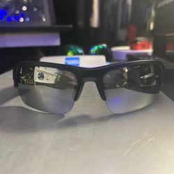 Bose Glasses With Built-in Headphones 