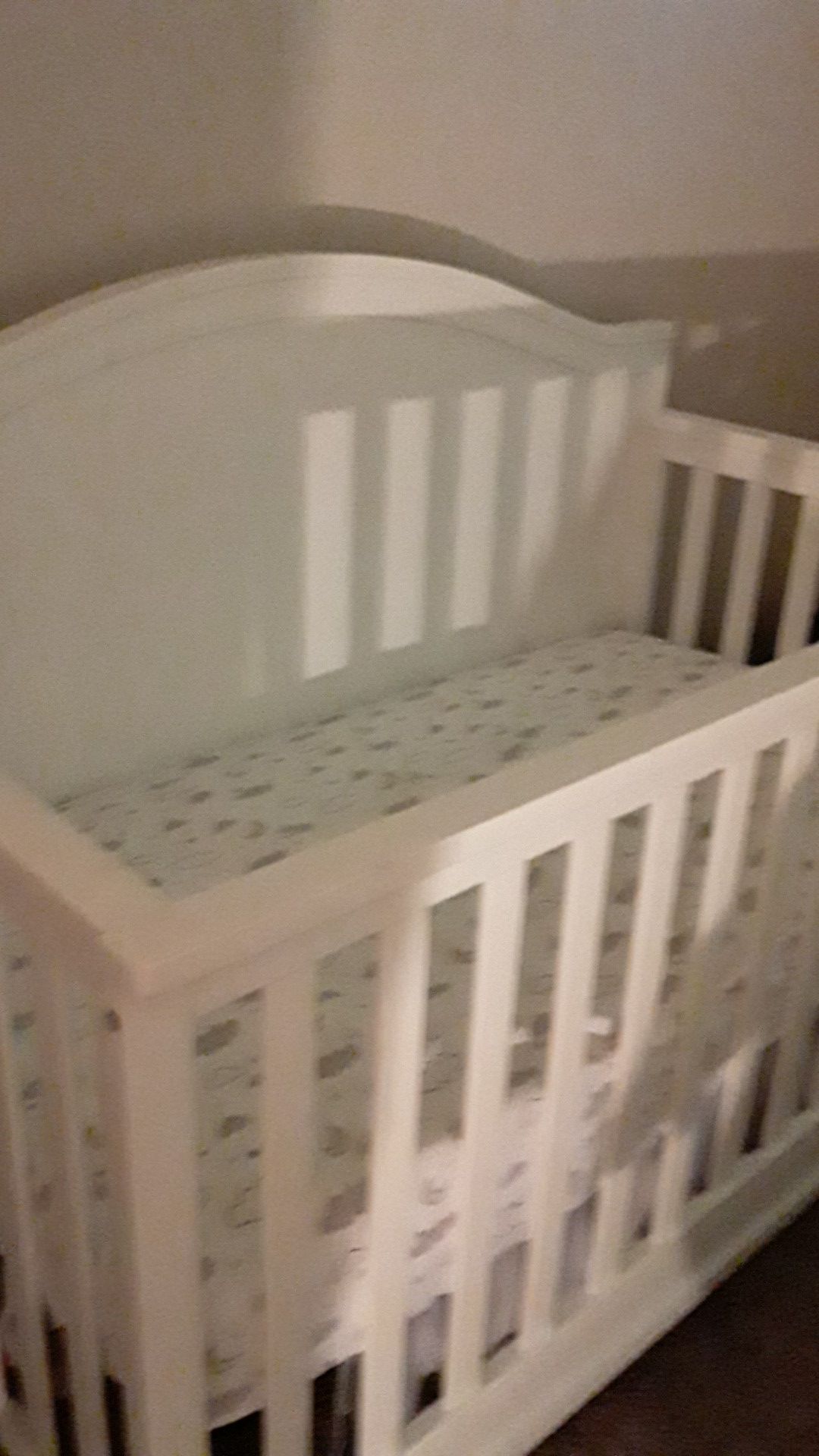 Baby crib