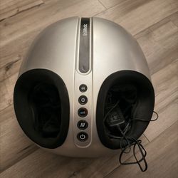 truMedic Foot Massager – Heat + Deep Kneading