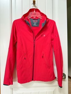 Mountain Hardwear Women's Softshell Hoodie Jacket worn once like new