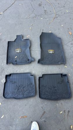 2022 Subaru Outback Wilderness Floor Mats