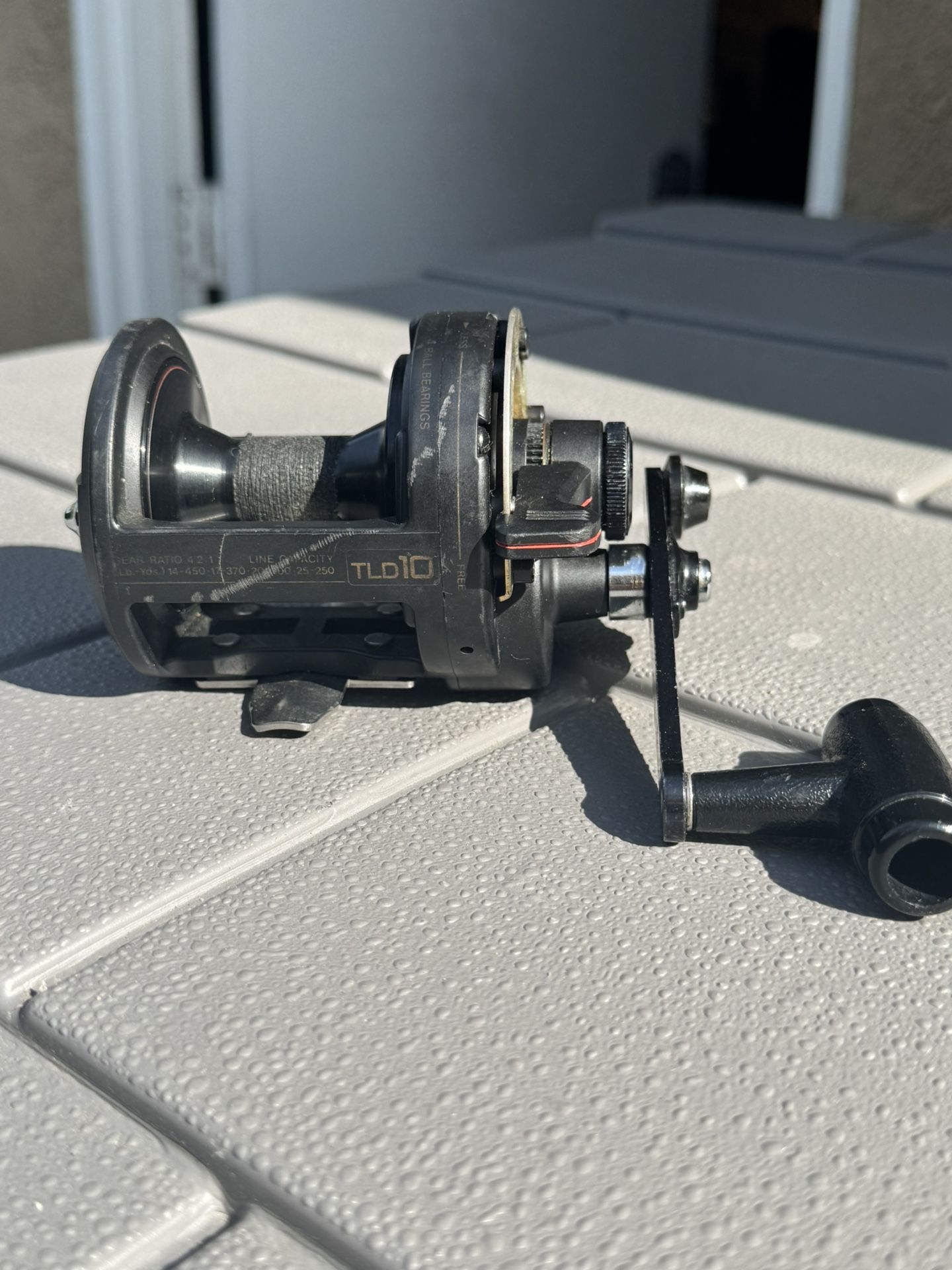 Shimano TLD 10 Lever Drag Reel – Good Working Condition