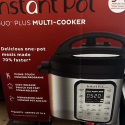 Insta Pot Plus Multi Cooker 9in1 