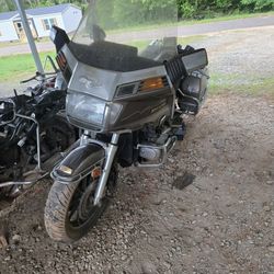 84 Honda Goldwing