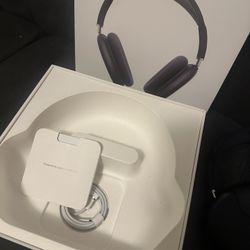 AirPod Maxs Black Color 