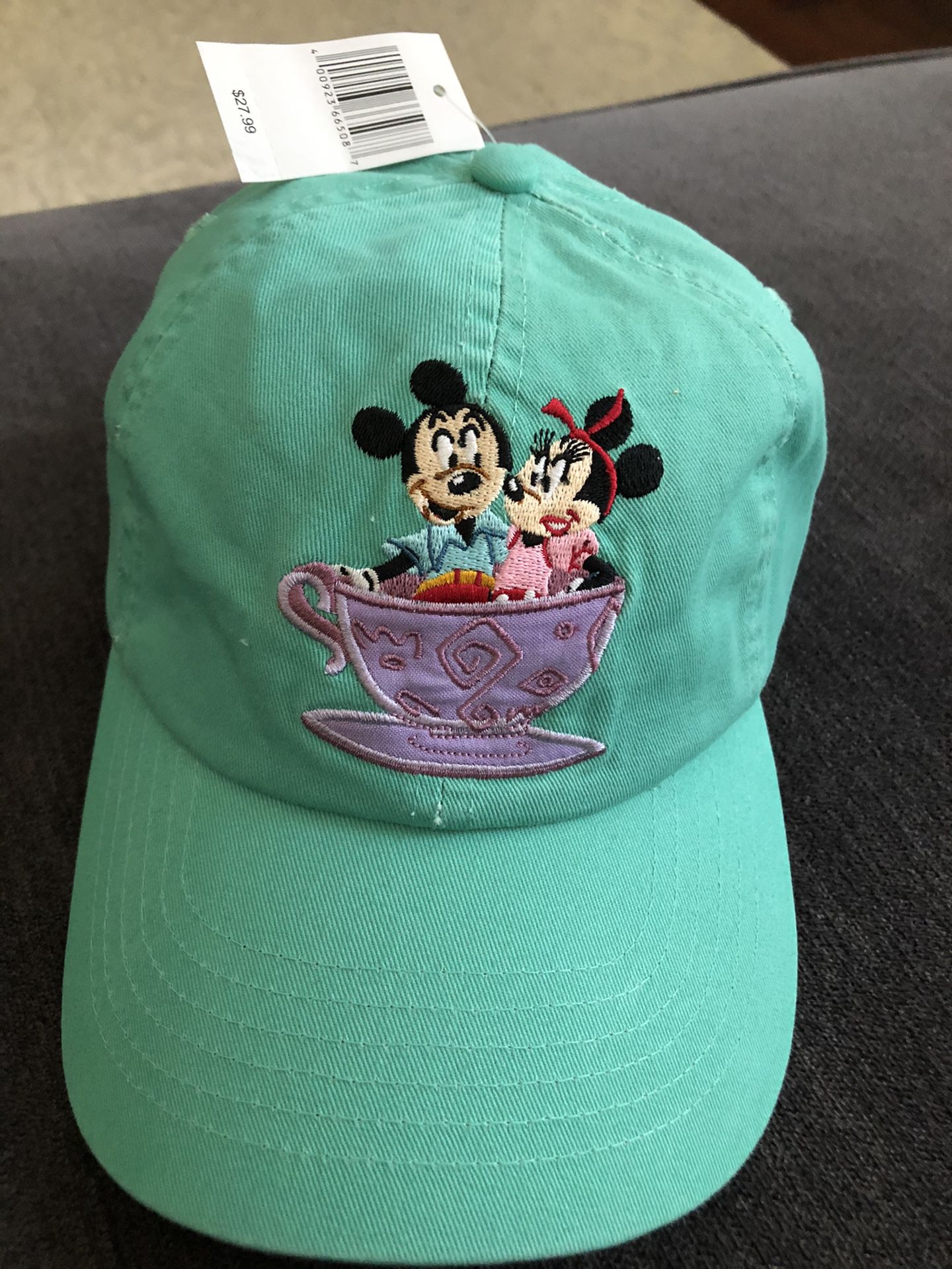 NEW Disney Parks Mickey & Minnie hat