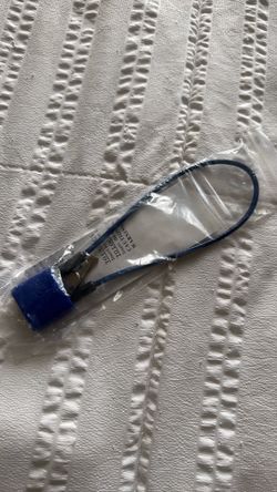 Free cable lock