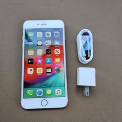 iPhone 6 - UNLOCKED - Like New 