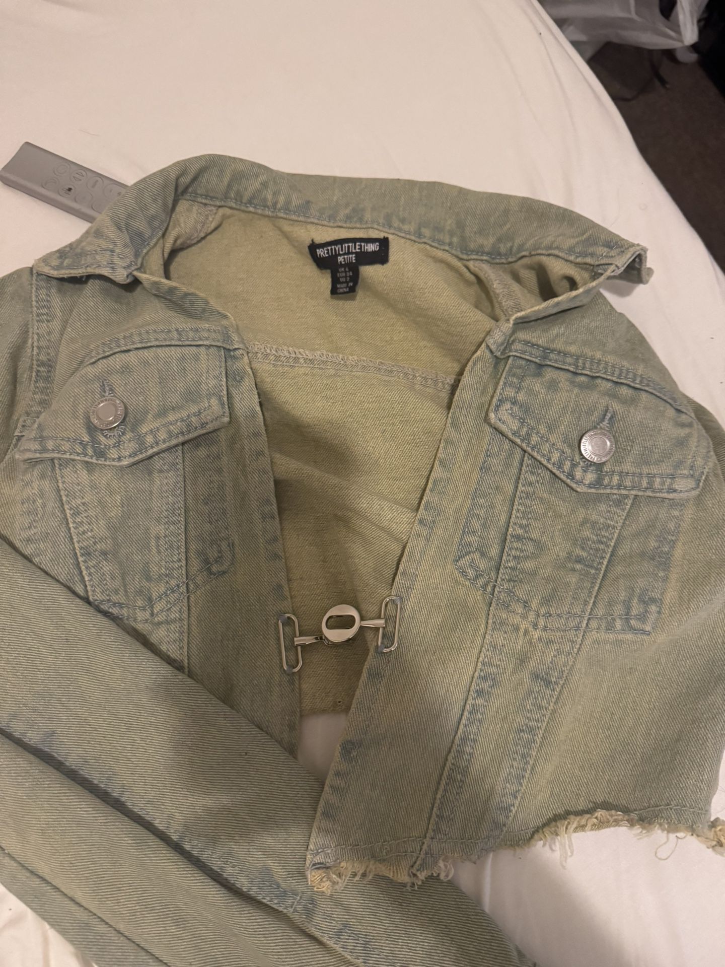 Prettylittlething Light Green Denim Jacket
