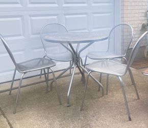 Bistro Table And 4Chairs Commercial Grade Outdoor Dining Set