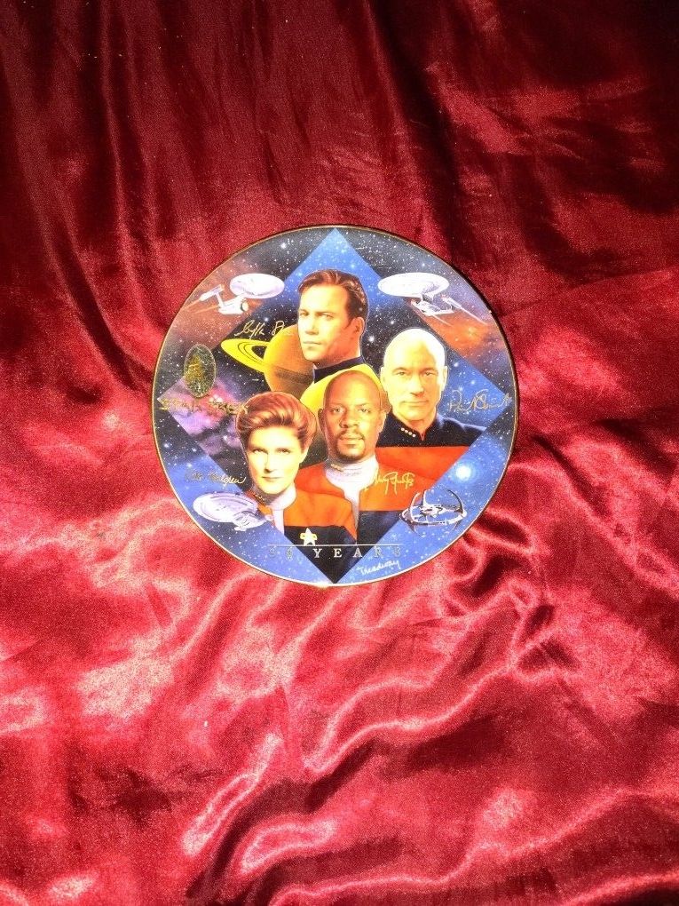 Star Trek Commemorative Plate