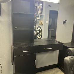 6 Barber / salon stations 