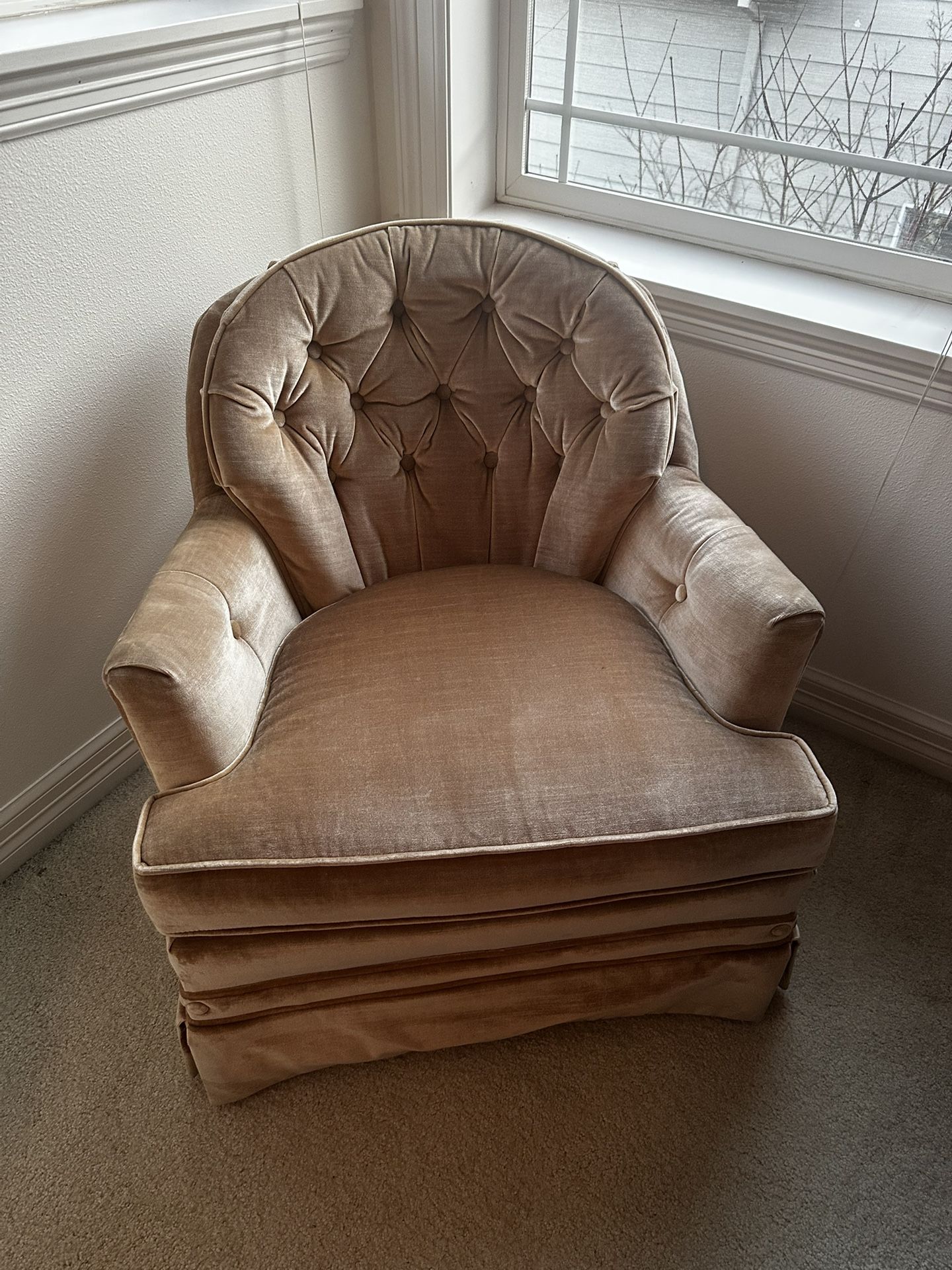Vintage Velvet Beige Swivel Chair
