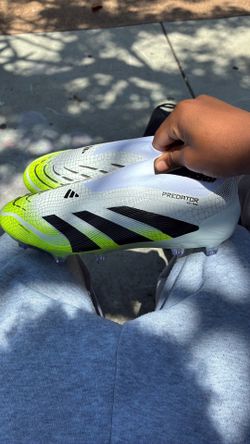 predators size 7