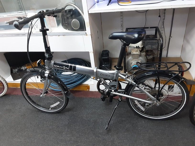 Dahon Mariner D8 Folding Bike Brushed