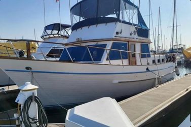 1981 Marine Trader Trunk Cabin trawler