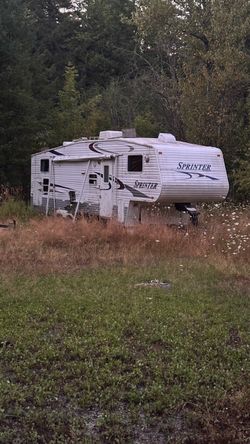 Trailer $1