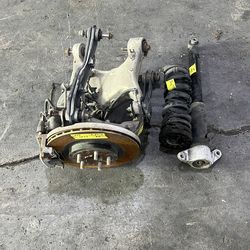 (624) 17-23 Jaguar Fpace F pace F-pace right rear knee assembly suspension 2017 2018 2019 2020 2021 2022 2023